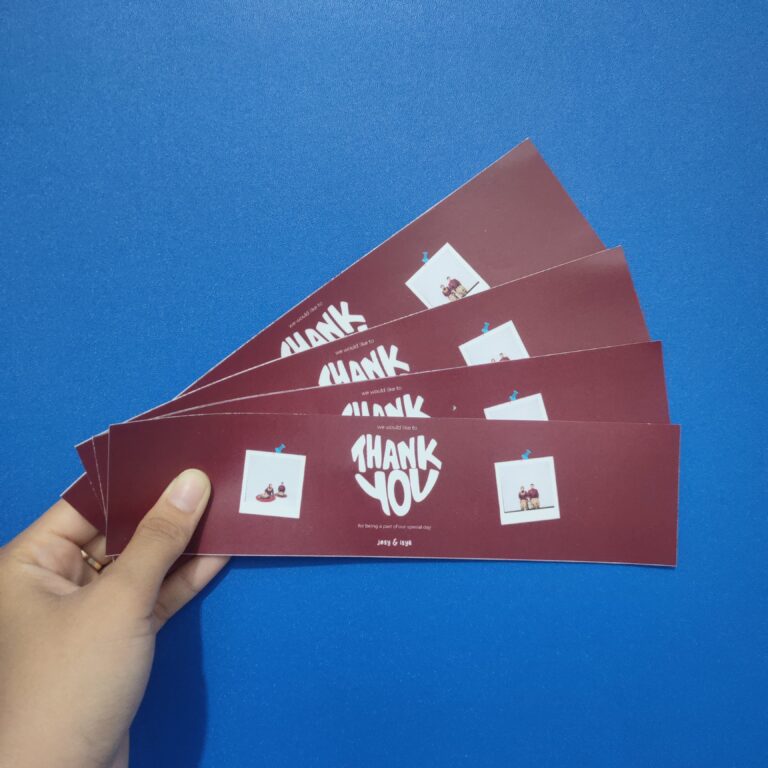 Jasa Cetak Stiker Vinyl di Tasikmalaya dengan Finishing Glossy & Matte